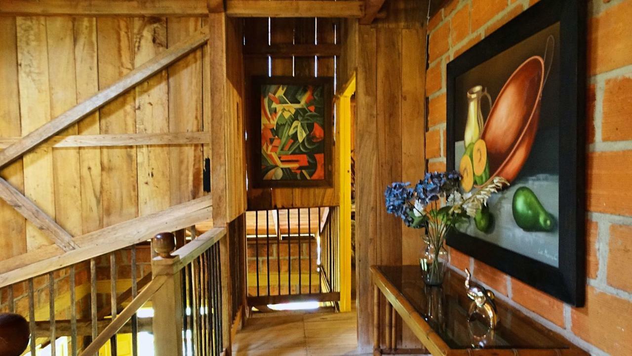 贾丁 La Casa Del Sol旅馆 外观 照片